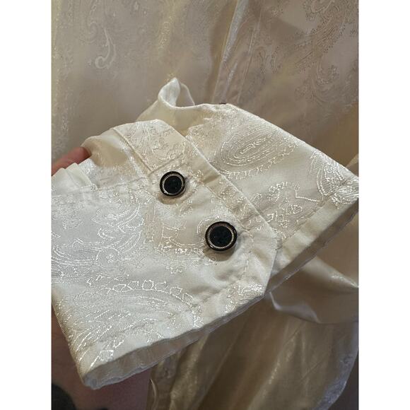 Unbranded Satin Jacquard Button-Down Blouse – Size Large - Picture 7 of 8